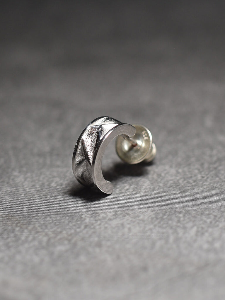 W (横) : 4.5mm / H (縦) : 11mm