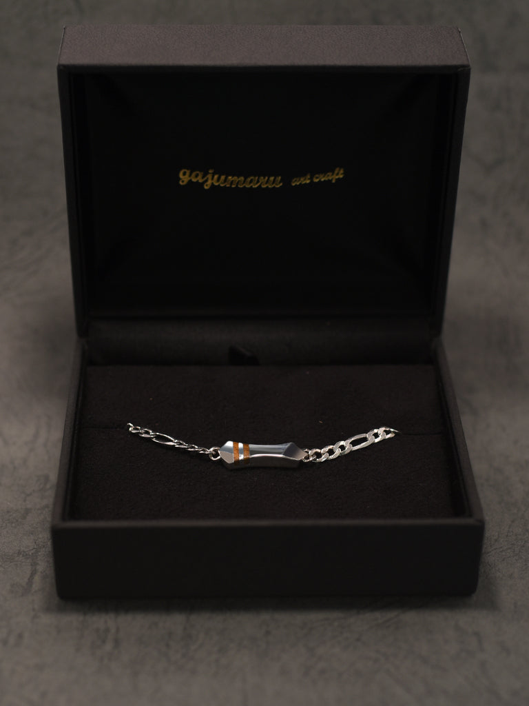 ハードケース付き