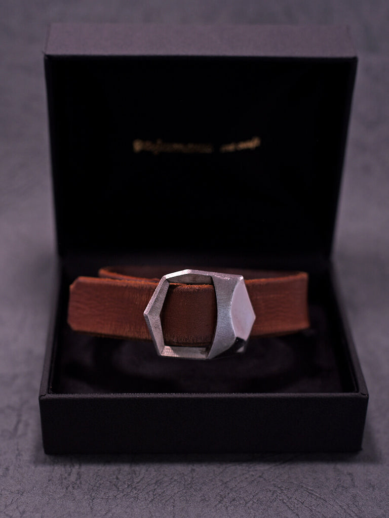 ハードケース付き