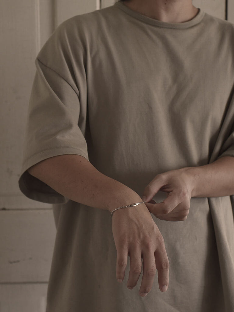 M size (モデル手首周り17cm)