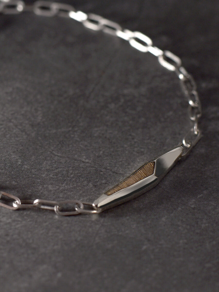 W (横) : 21mm / H (縦) : 5mm