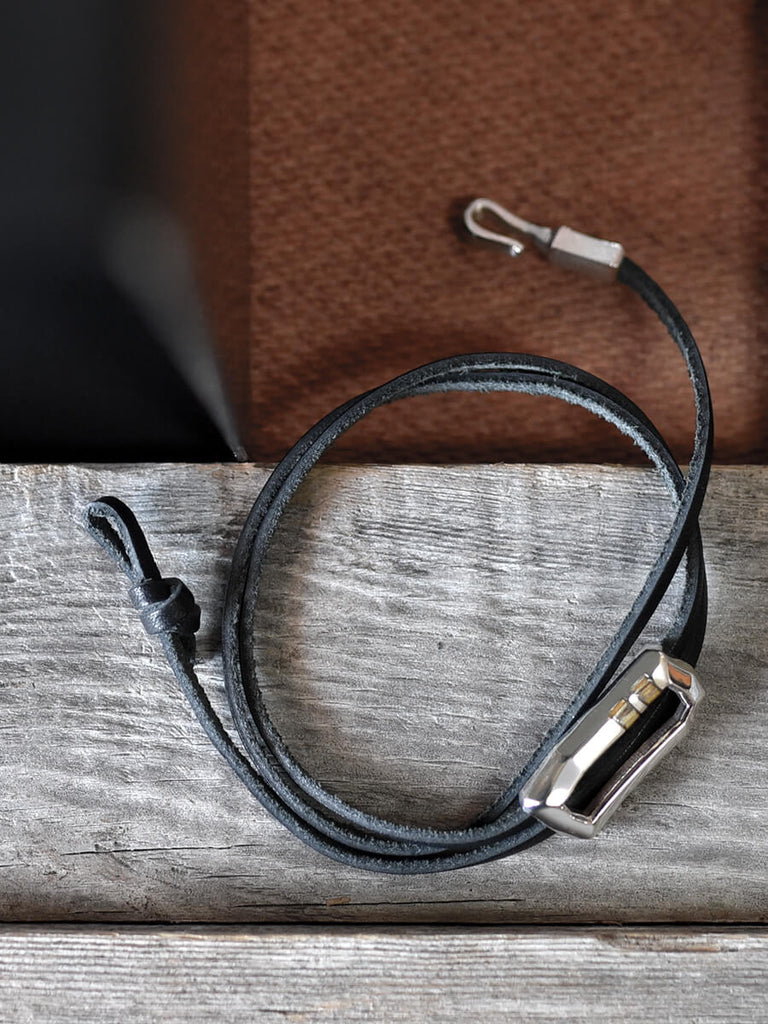 W (横) : 26mm / H (縦) : 13mm