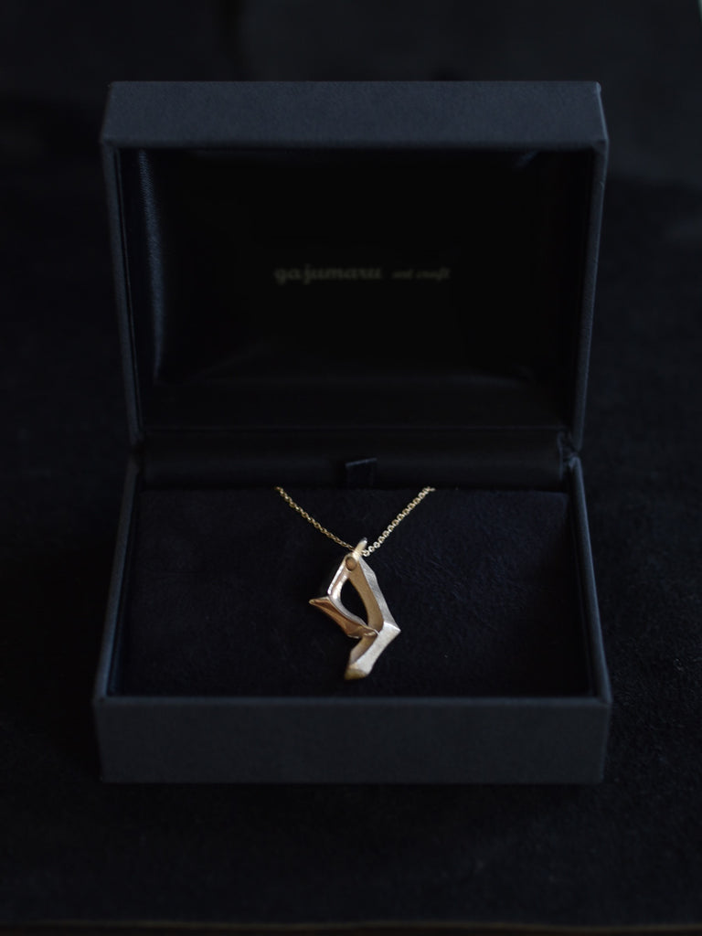 ハードケース付属