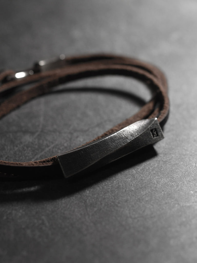 W (横) : 31mm / H (縦) : 7mm