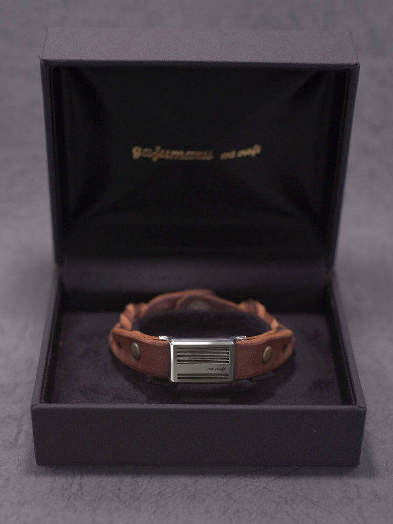 ハードケース付き