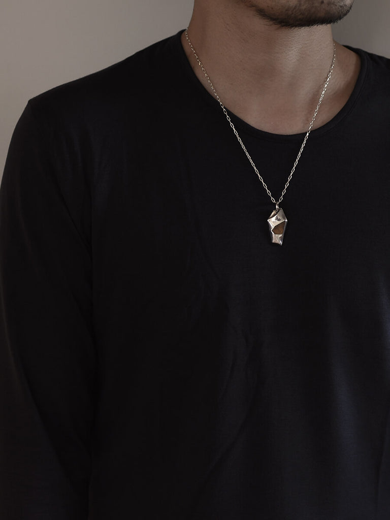 T2 - W (横) : 17.5mm / H (縦) : 32mm