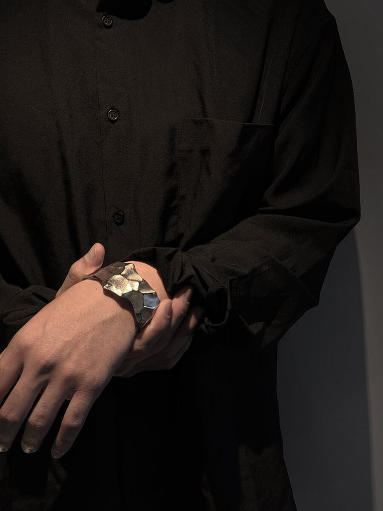 M size (モデル手首周り17cm)