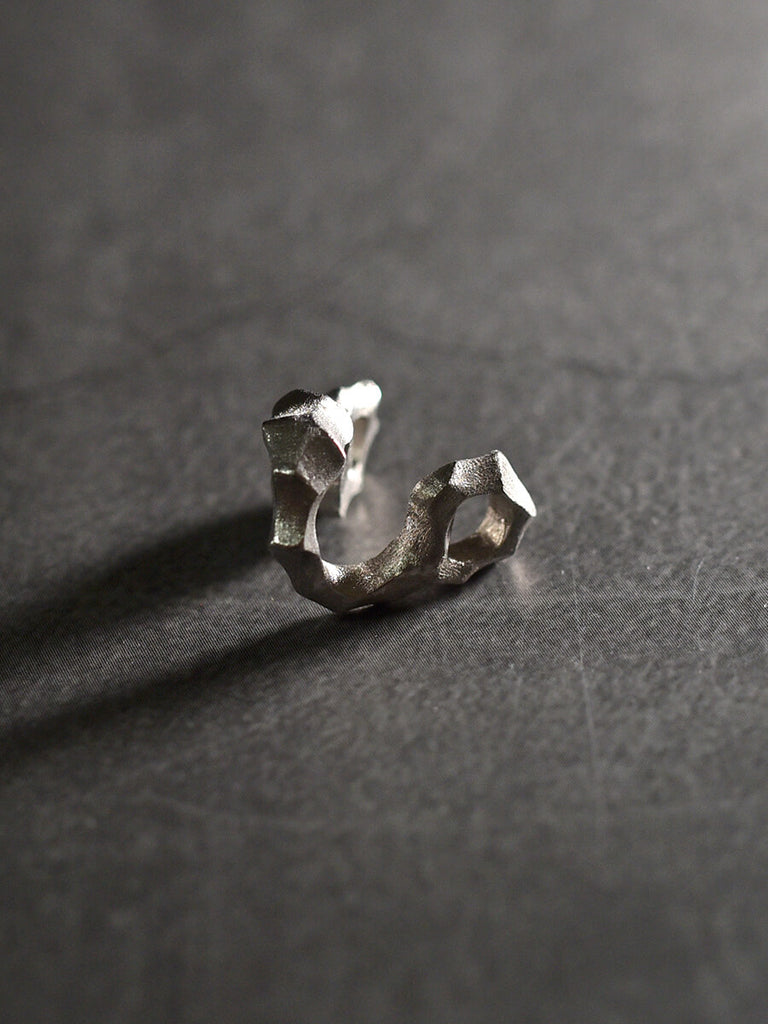 W (横) : 13mm / H (縦) : 14mm