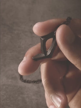黒燻仕上げ